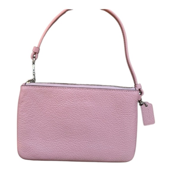 Coach NWOT Storypatch Pink Pebbled Leather Western Rivet Wristlet - Picture 5 of 6